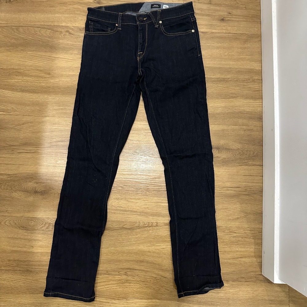Volcom Vorta Slim Straight Blue jeans.